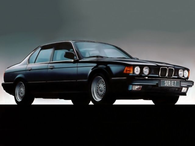 Подержанные автомобили BMW 7series 1986 Услуги